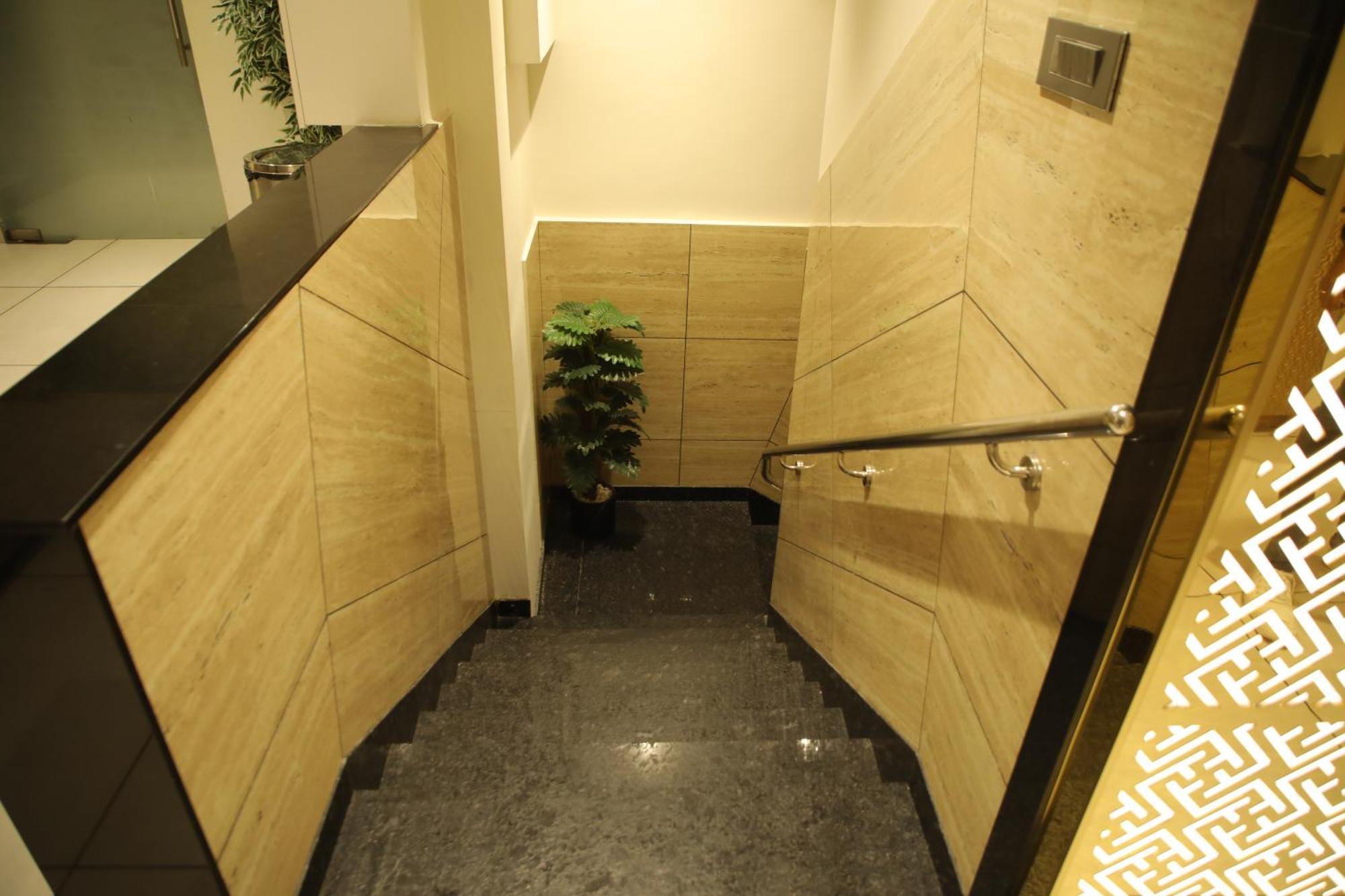 Rajathadri Royal Inn Bangalore Extérieur photo